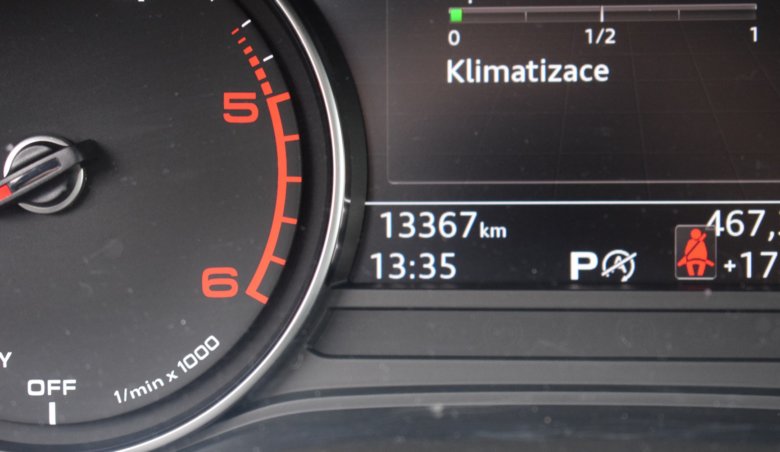 Audi A4 2,0 TDI Kombi/ Automat