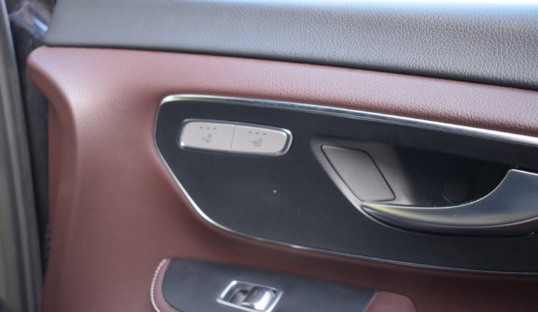Mercedes-Benz Třídy V 250d 4Matic/ 360/ distronic/ Klimatizované sedačky