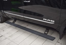 Dodge RAM 1500 LIMITED-013