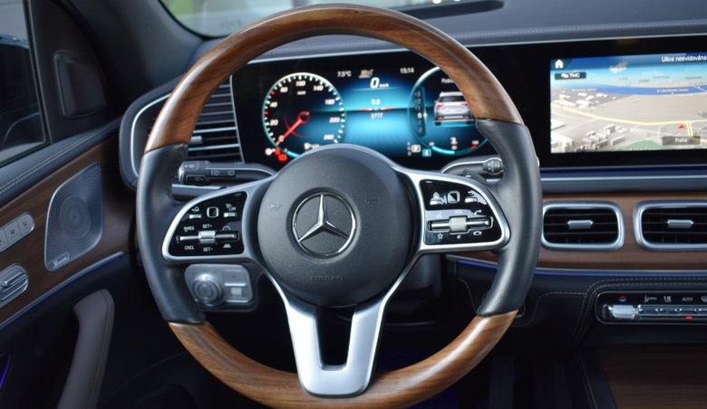 Mercedes-Benz GLE 400d/AMG/ Max vybava/ 360/ Keyles/ Soft close/ Head UP/ Hnědá kůže