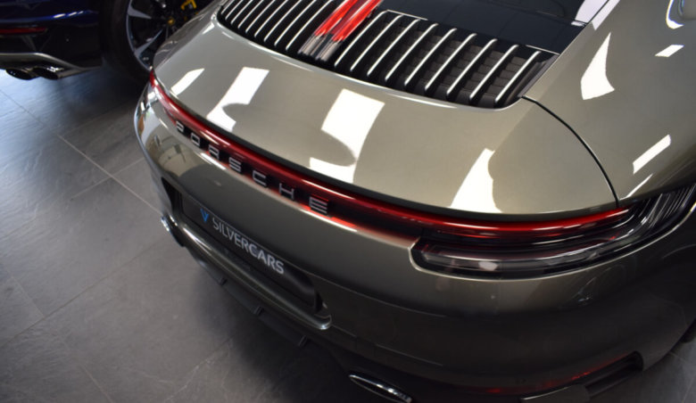 Porsche 911 992 Carrerra 4S / TOP výbava!!! / Noční vidění / Keyless