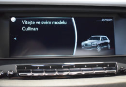 Rolls Royce Cullinan-048