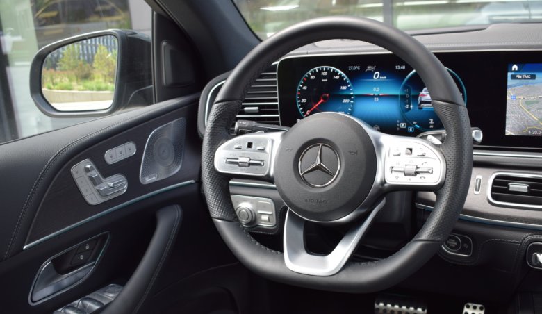 Mercedes-Benz GLE 400d COUPE/ AMG/ Sada premium PLUS/ 360/ Keyles/ Head UP/ černá kůže