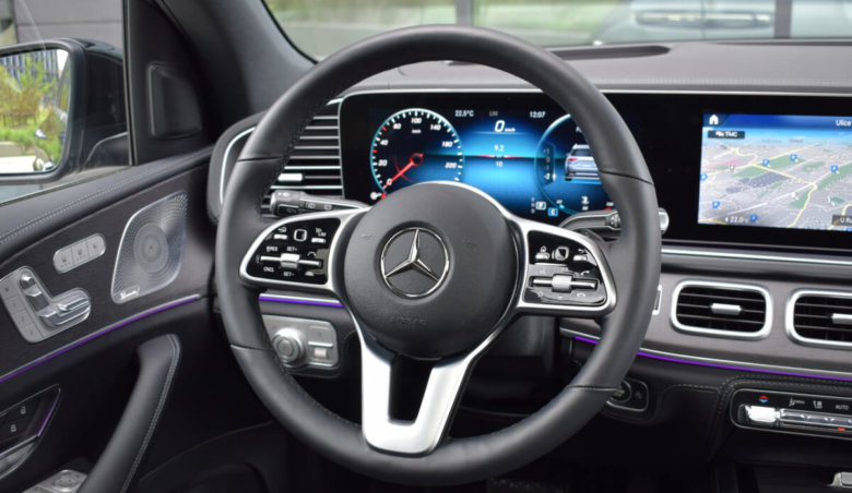 Mercedes-Benz GLE 400d 4Matic /AMG /360 /Distronic /Soft close /Masážní sedačky přední vč. ventilace