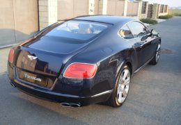 Bentley GT V8