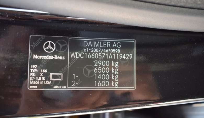 Mercedes Benz ML 350 AMG 4matic/benzin/EU/airmatic/keyless/distronic