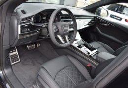 Audi Q8 šedáDSC_0965