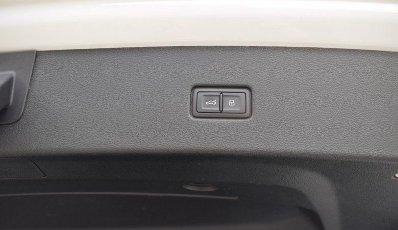 Audi Q8 50 TDI/Keyless/Quattro/S-line