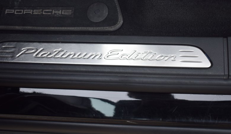 Porsche Cayenne/diesel/Platinum Edice/Pneumatický podvozek