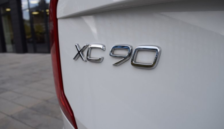 Volvo XC 90/D5/Inscription/masáže