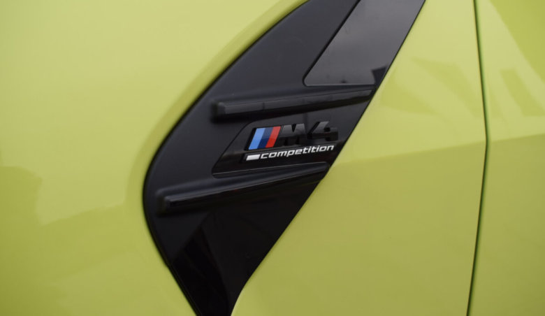 BMW M4 COMPETITION/coupe/Head-Up/karbon