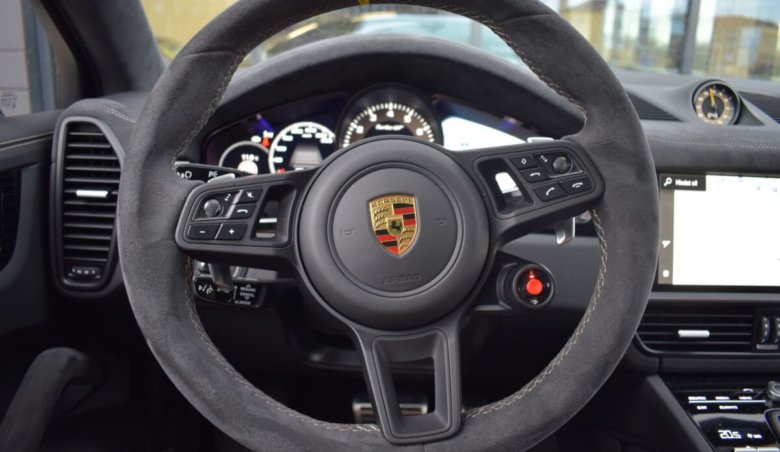 Porsche Cayenne Turbo GT/Porsche Exclusive Manufaktur/Karbon