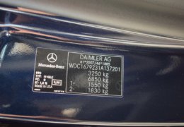 Mercedes benz GLS 400d AMG 0050