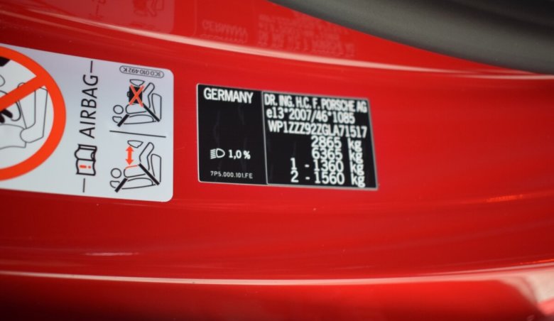 Porsche Cayenne GTS/Karbon/Vzduch/Větraná sedadla/Alcantara strop