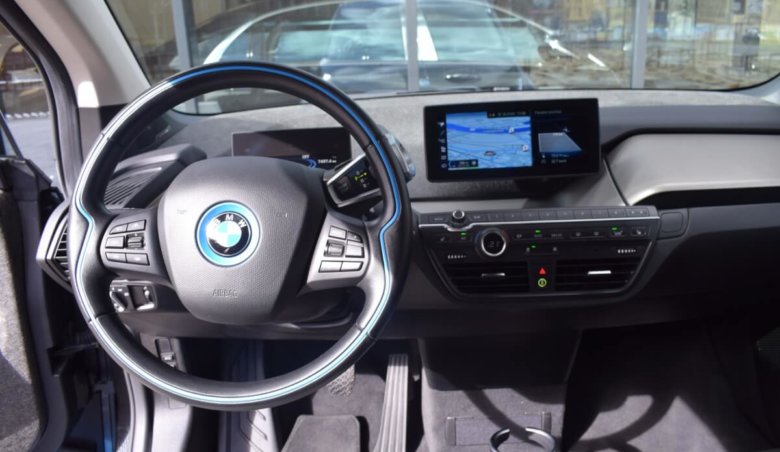 BMW i3S/20″alu/Navi/Kamera/Paket Business/KeyLess/Tepelné čerpadlo