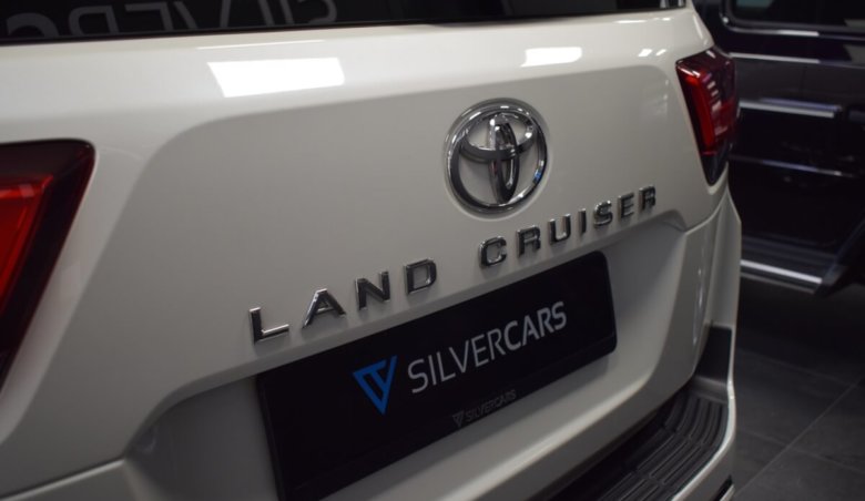 Toyota Land Cruiser LC 300 70th/plná výbava/EU mod