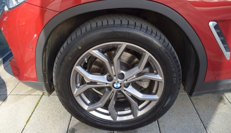 BMW X4 xDrive 2.0d, 140kW/vyhřívaný volant/Navi/Záruka/Sport sedadla/HUD