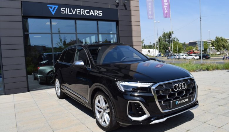 Audi SQ7/KeyLess/SoftClose/Masáže/Tažné/Vzduch/Dvojitá okna