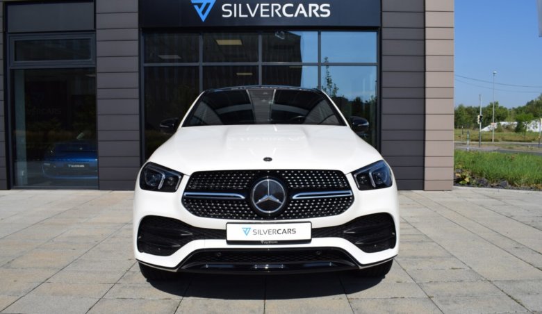 Mercedes Benz GLE 350d AMG/Night Paket/Panorama/22″