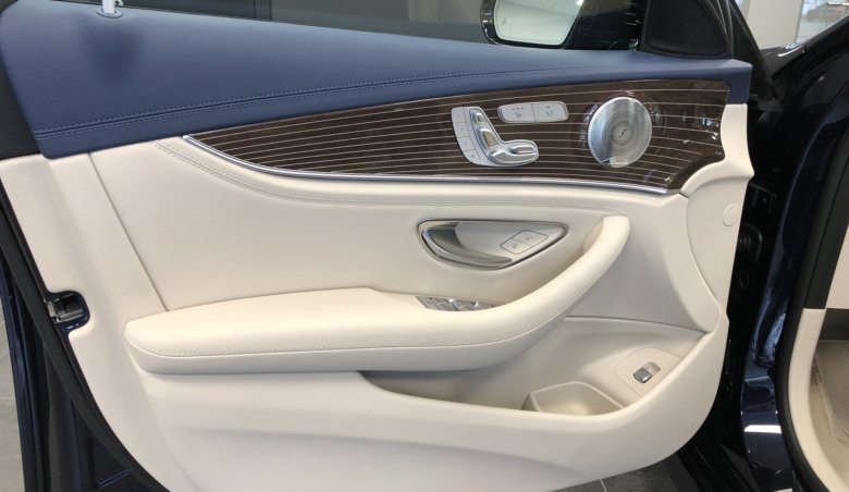 Mercedes-Benz Třídy E350d 4MATIC/ Distronic/ 360/ AMG/ Burmester