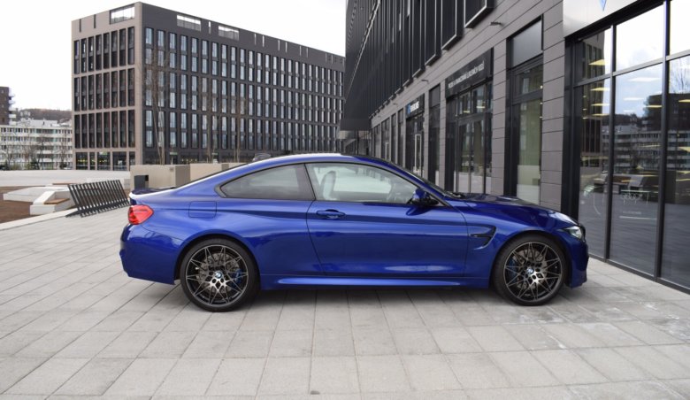 BMW M4/ Competition/ Harman/ Head UP