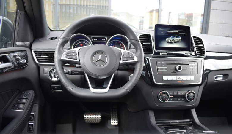 Mercedes Benz GLS 350d / AMG/ Distronic/ Airmatic/ 360/ Keyless