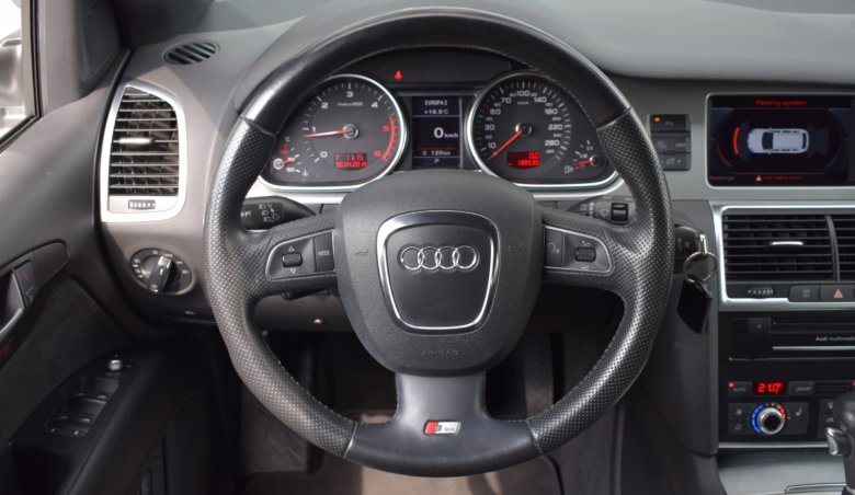 Audi Q7 3.0 TDi/2x S-Line/ Keyless/Vzduc