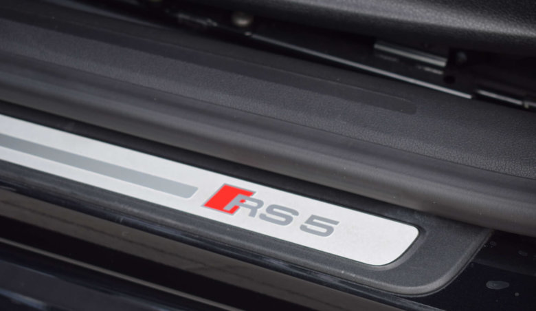 Audi RS5 V8 Distronic/ Keyless/ Bang-Olufsen