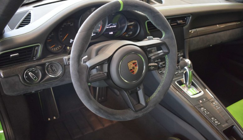 Porsche 911 GT3 RS / Lizard Green/ Ihned k odběru / NEW CAR