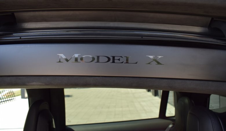 Tesla X P90D 7míst/ Performance/Tažné/771 PS